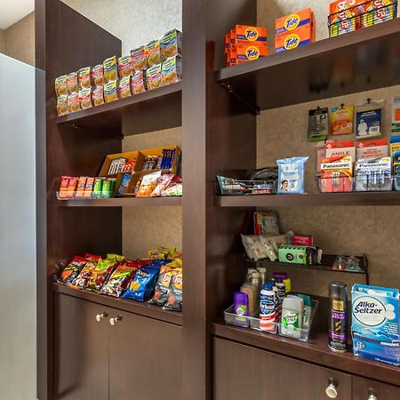 Best Western Plus Lytle Inn And Suites Bagian luar foto