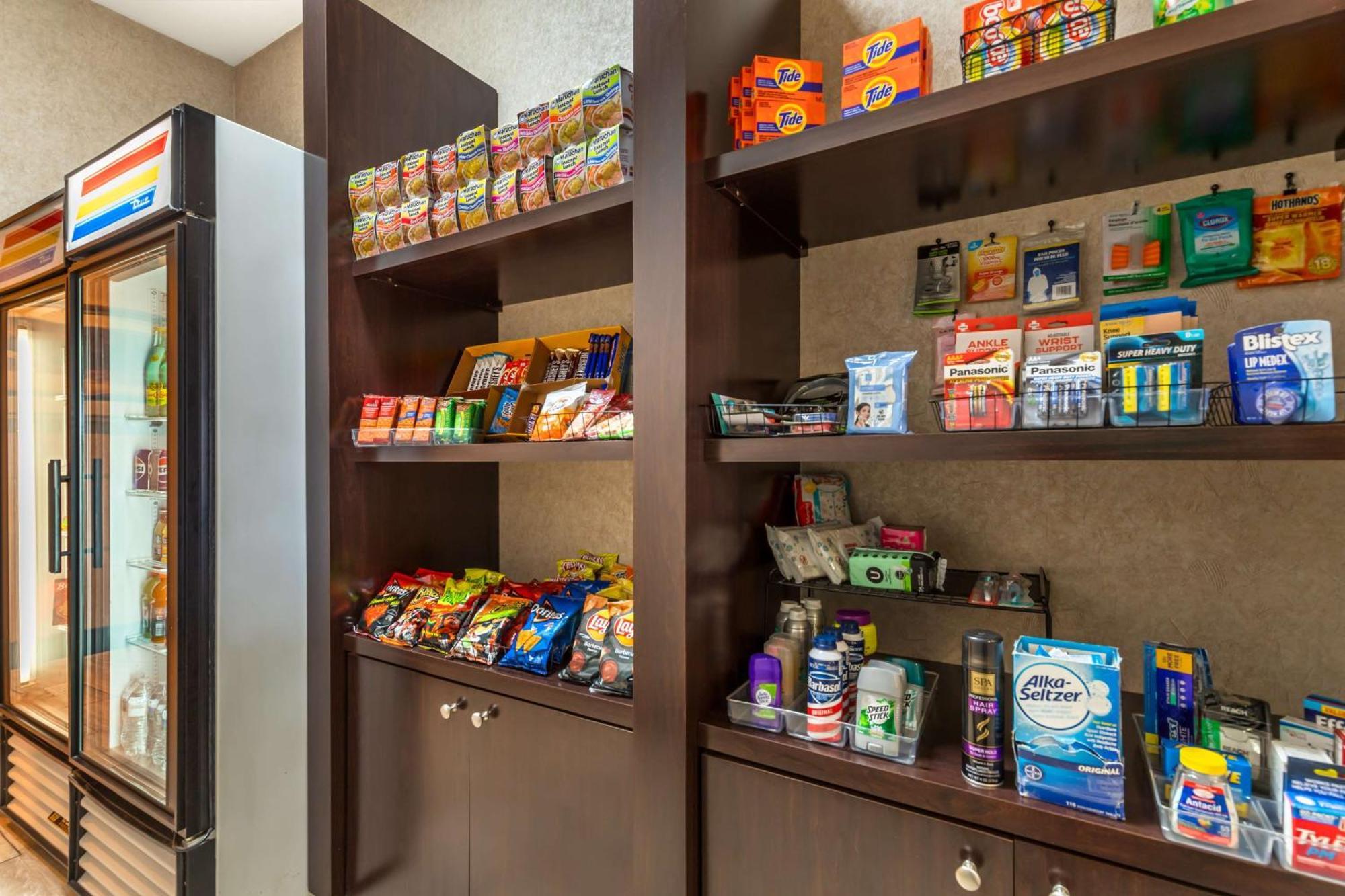 Best Western Plus Lytle Inn And Suites Bagian luar foto