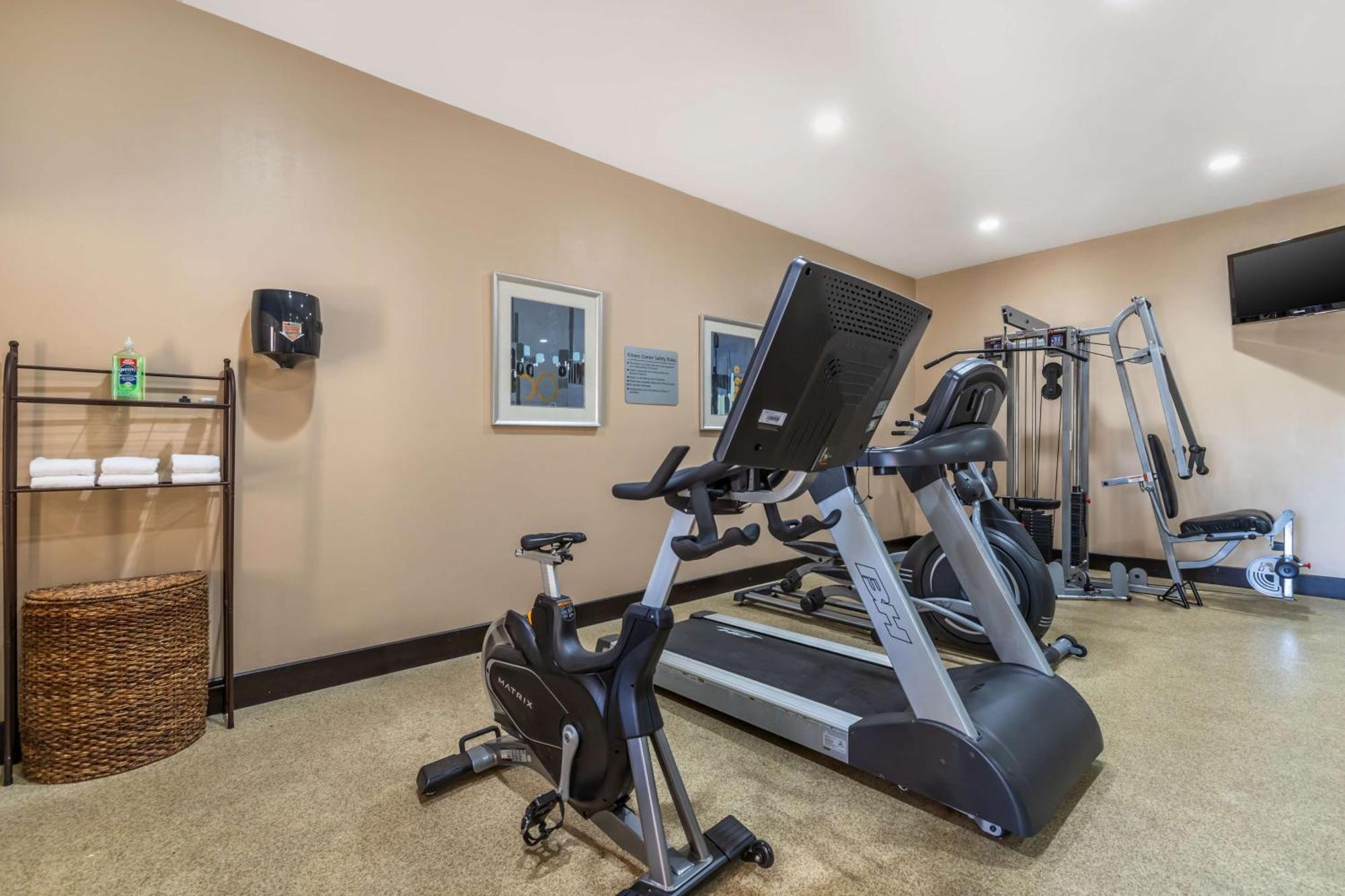 Best Western Plus Lytle Inn And Suites Bagian luar foto