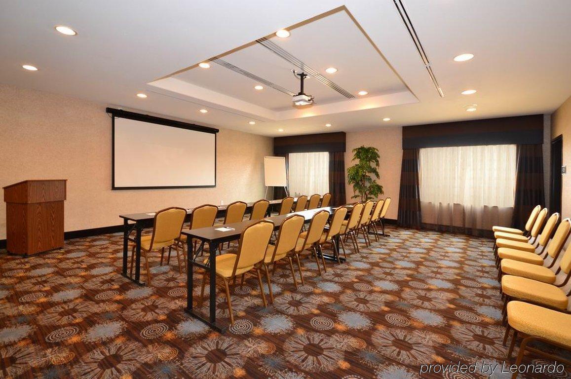Best Western Plus Lytle Inn And Suites Bisnis foto
