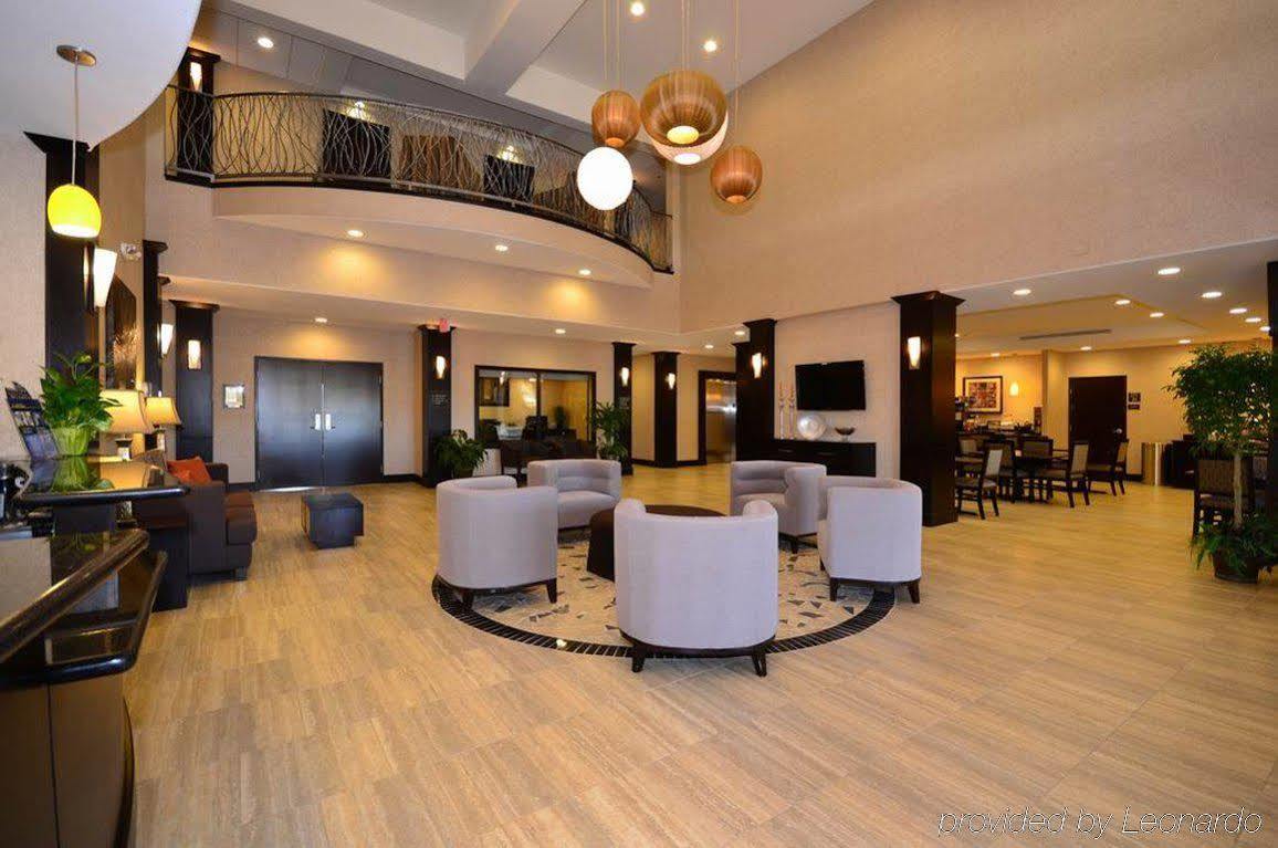 Best Western Plus Lytle Inn And Suites Bagian luar foto