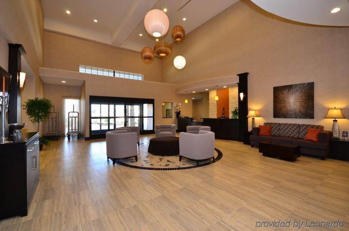 Best Western Plus Lytle Inn And Suites Bagian luar foto